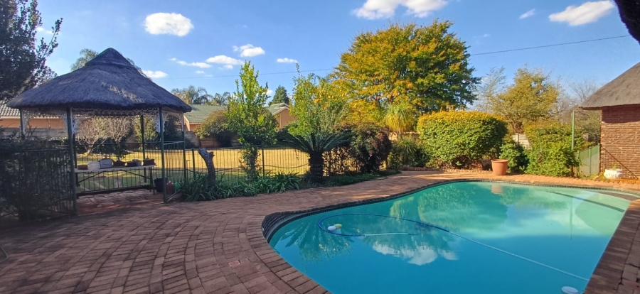 3 Bedroom Property for Sale in Doringkruin North West